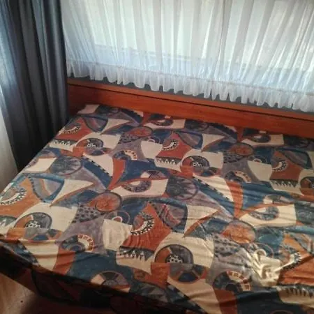 Kamp alanı Sosta Camper La Specchia *
